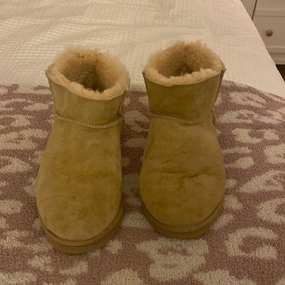 Mid rise uggs🤎🤎